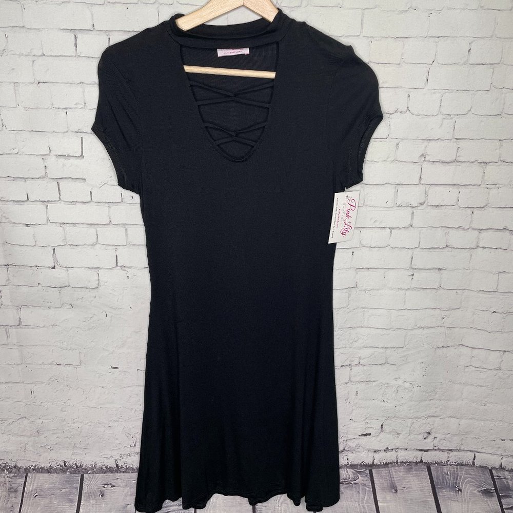 NWT Women's Pink Lily Little Black Dress Form Small Fitted Date Night Bodycon